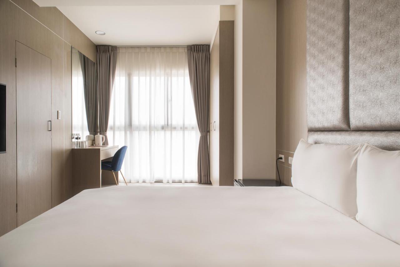 Whoops Hotel Тайчжун Екстер'єр фото