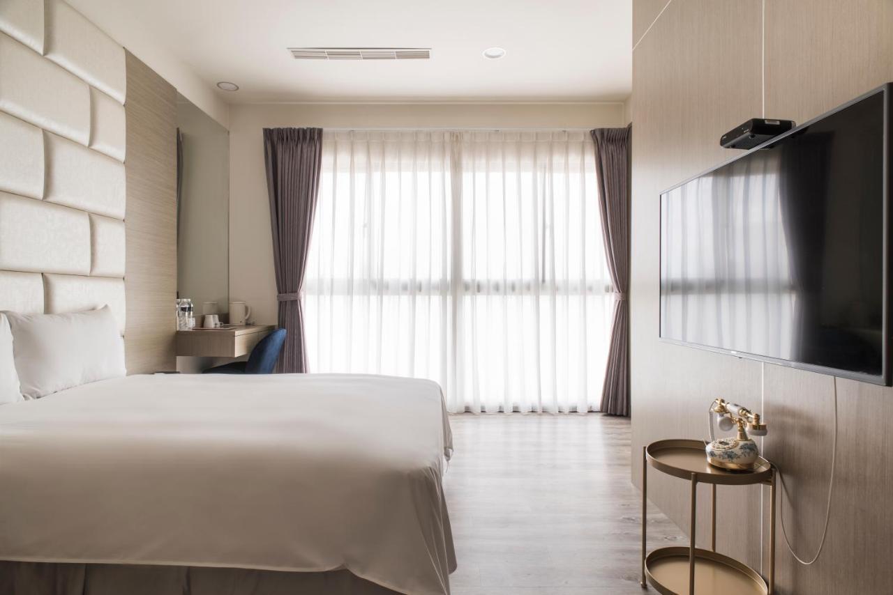 Whoops Hotel Тайчжун Екстер'єр фото