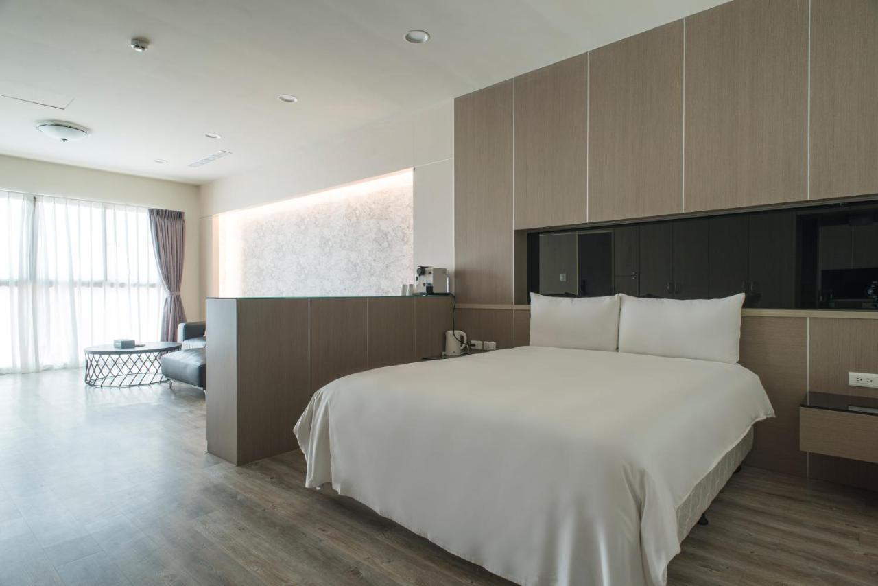 Whoops Hotel Тайчжун Екстер'єр фото