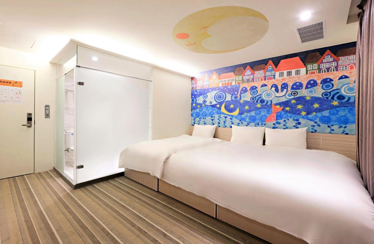 Whoops Hotel Тайчжун Екстер'єр фото
