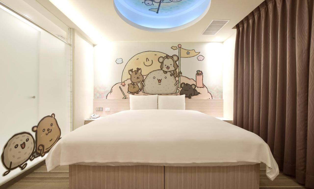 Whoops Hotel Тайчжун Екстер'єр фото